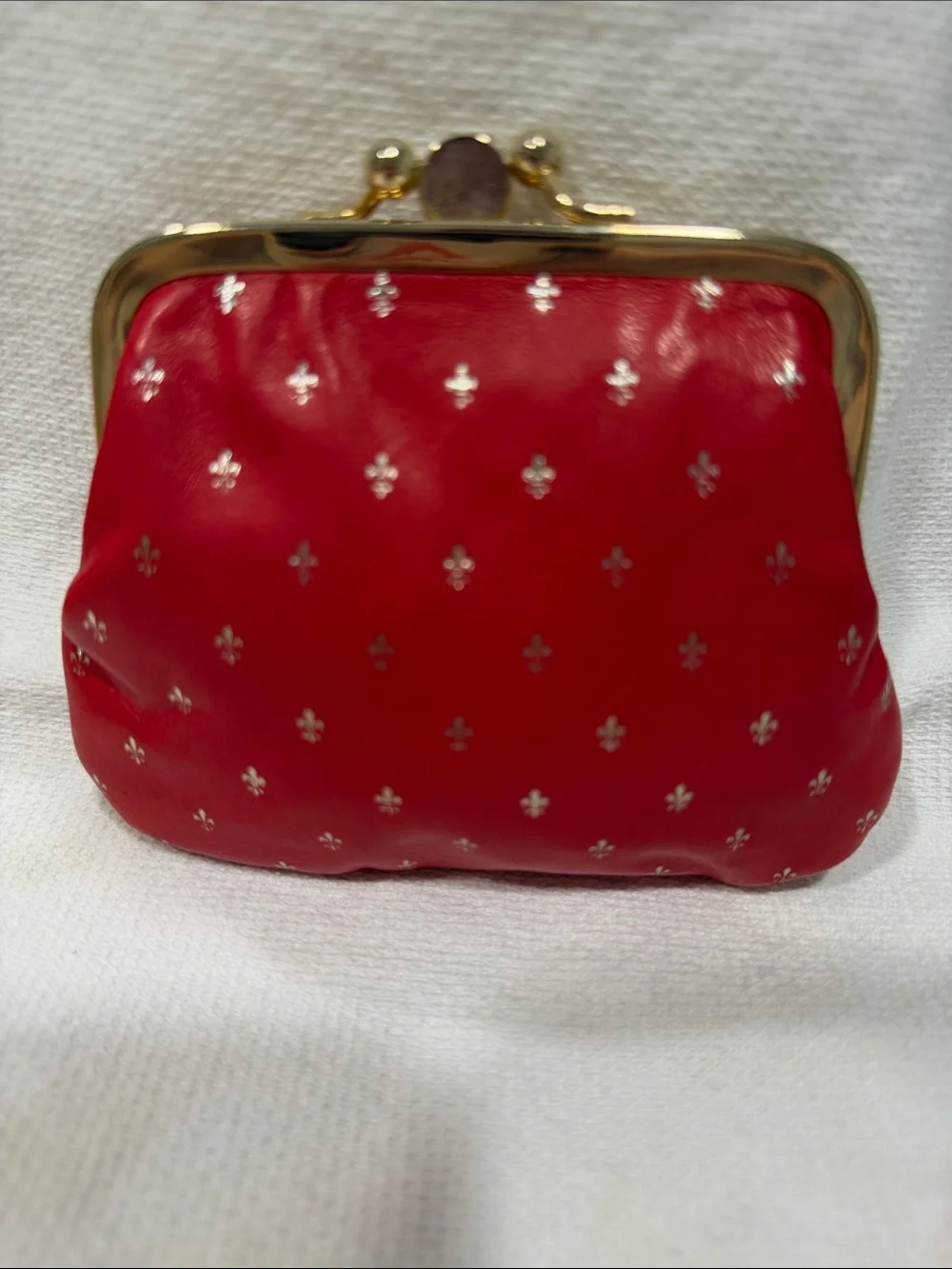N/A classic red